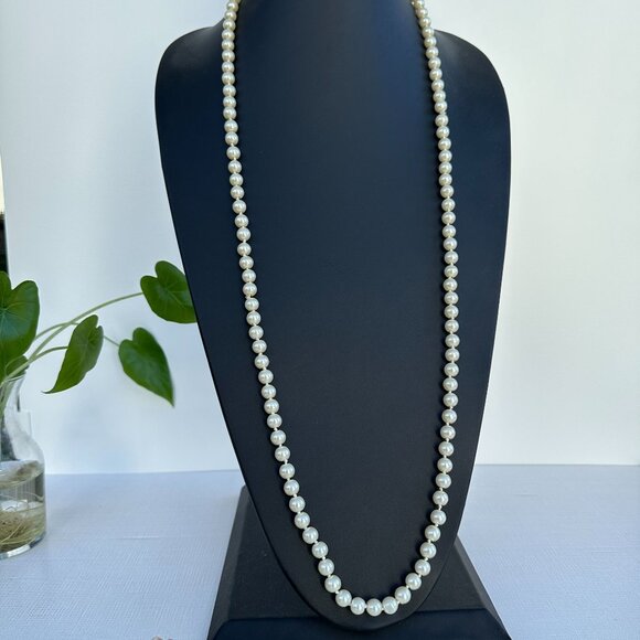 Vintage Faux Pearl Necklace, 38 Inch Hand Knotted Glass Imitation Pearls - Picture 4 of 12